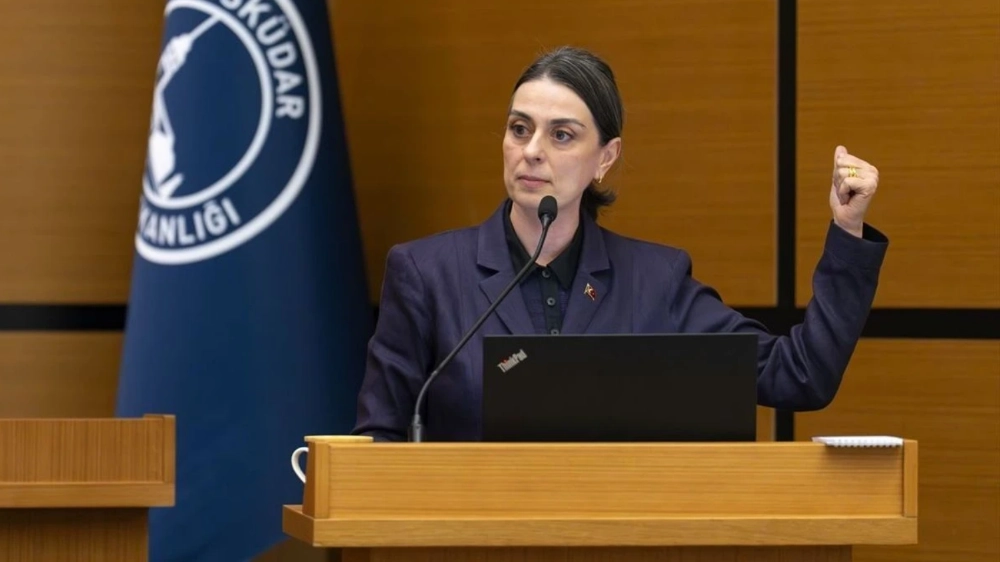 Üsküdar Belediyesi’ne operasyon: Sinem Dedetaş gözaltına alındı