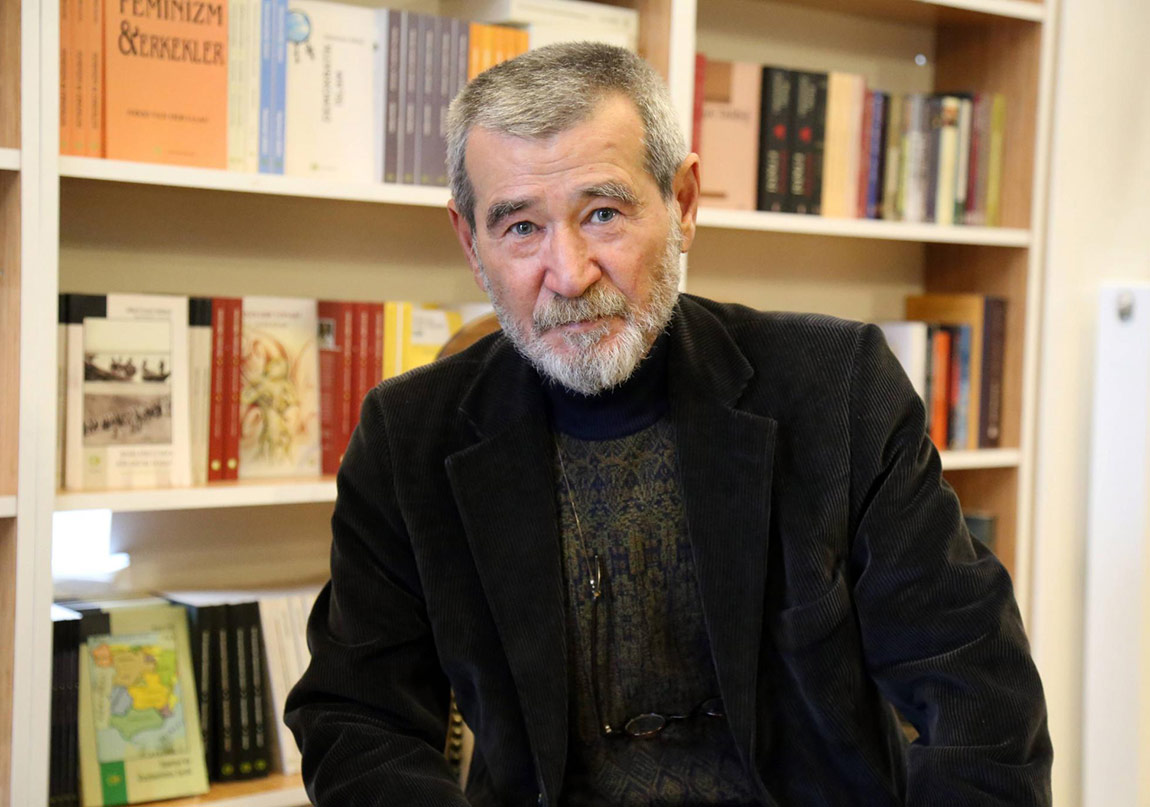 Şair Ahmet Telli vefat etti