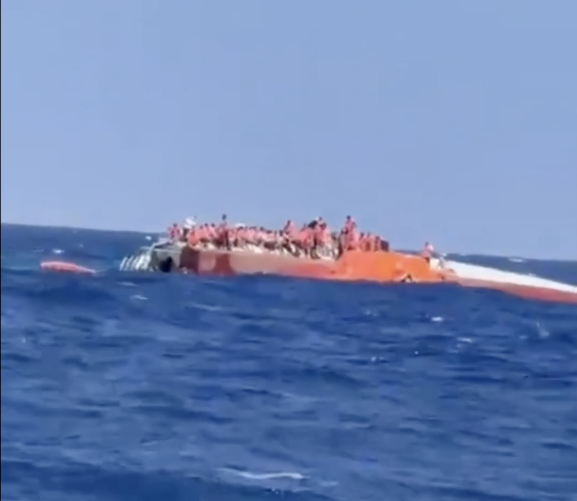 Girne açıklarında yolcu gemisi battı: Ölü sayısı sekize yükseldi