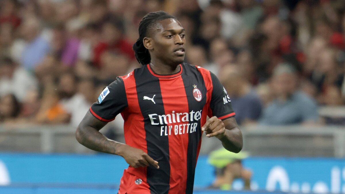 Galatasaray, Rafael Leao’yu KAP’a bildirdi: İstanbul’a geliyor