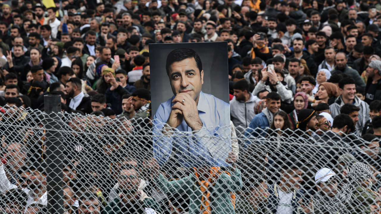 Tuncer Bakırhan’dan Selahattin Demirtaş açıklaması: ‘1 saat sonra bile bırakılabilir’