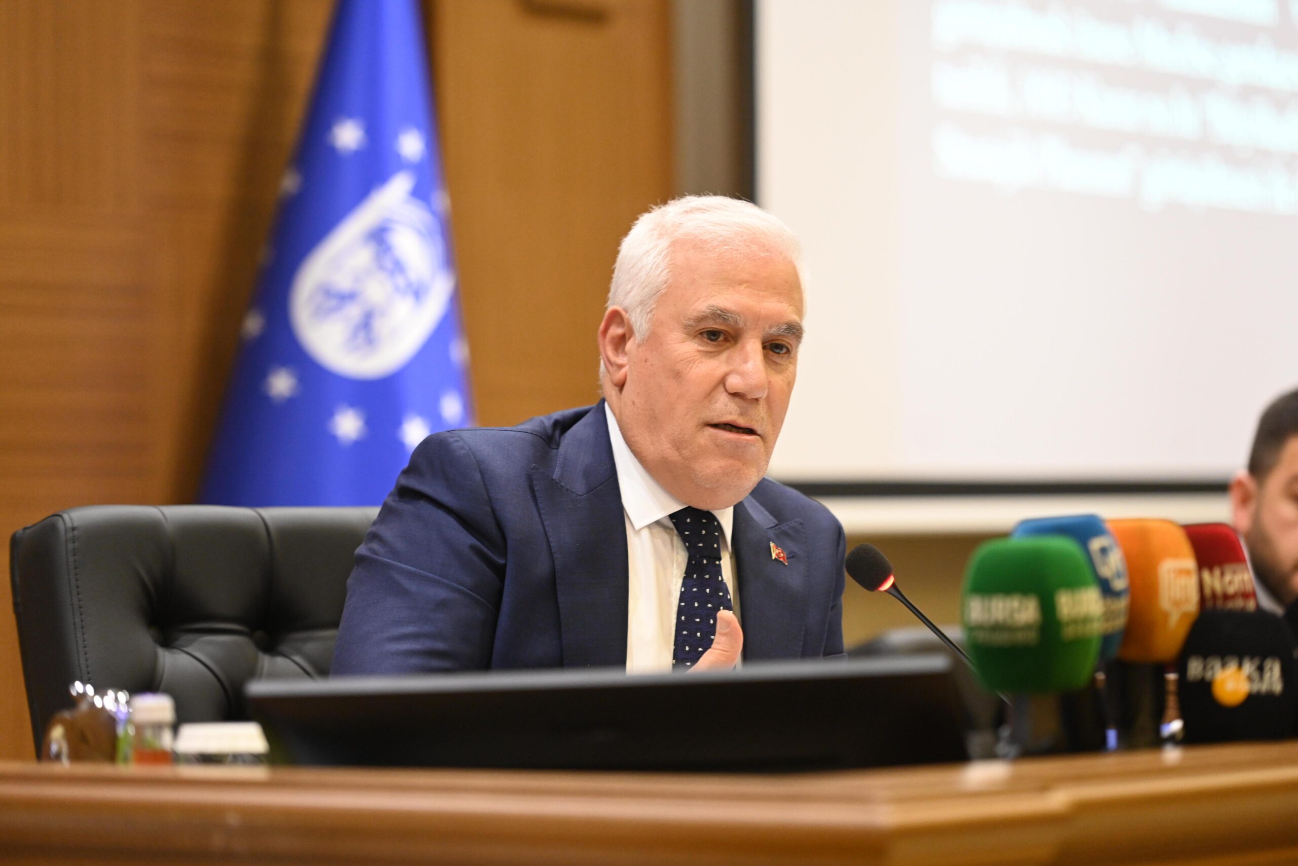 Tutuklu Bursa Belediye Başkanı Bozbey CHP’den istifa etti