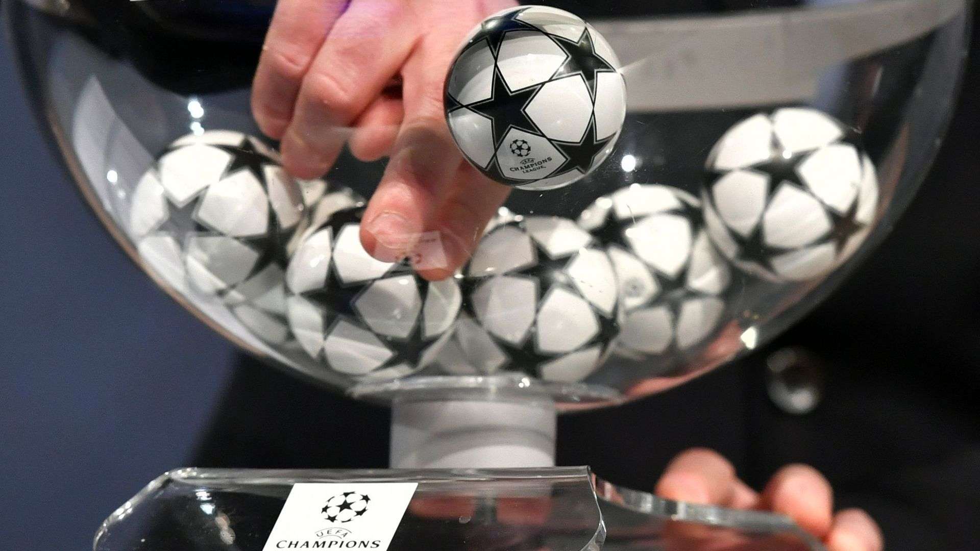 Fenerbahçe ve Galatasaray’ın rakipleri belli oldu: PSG, Barcelona, Liverpool…