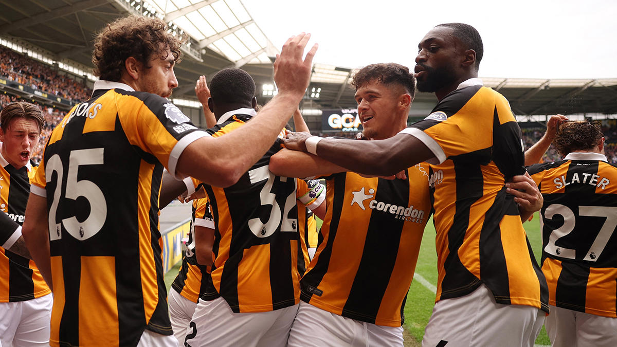 Hull City’den Premier Lig’e tarihi dönüş: Manchester United’ı 2 golle devirdiler
