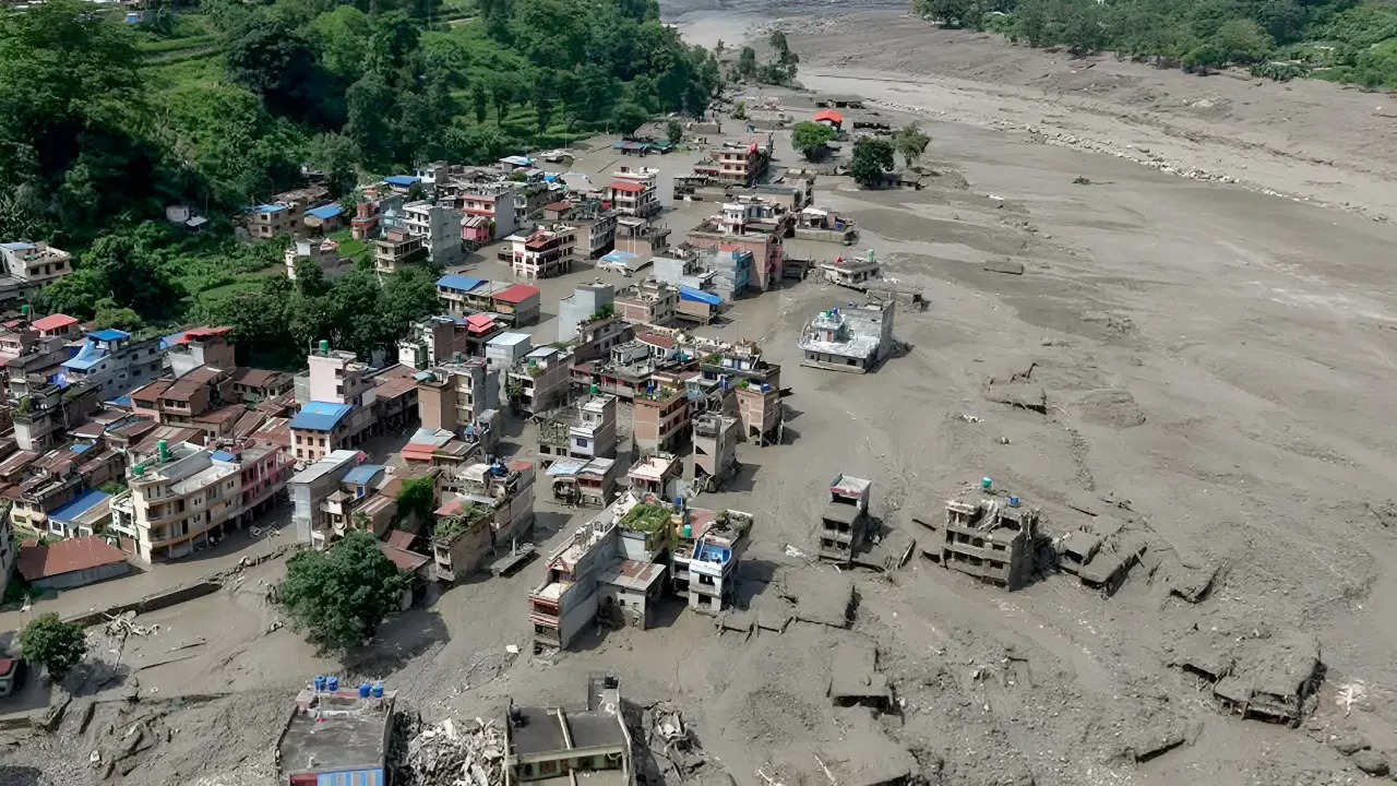 Nepal’de sel felaketi: Ölü sayısı 500’e yaklaştı