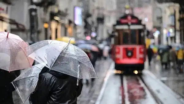 AKOM sağanak yağış için tarih verdi: İstanbul’da sıcaklıklar sert düşecek