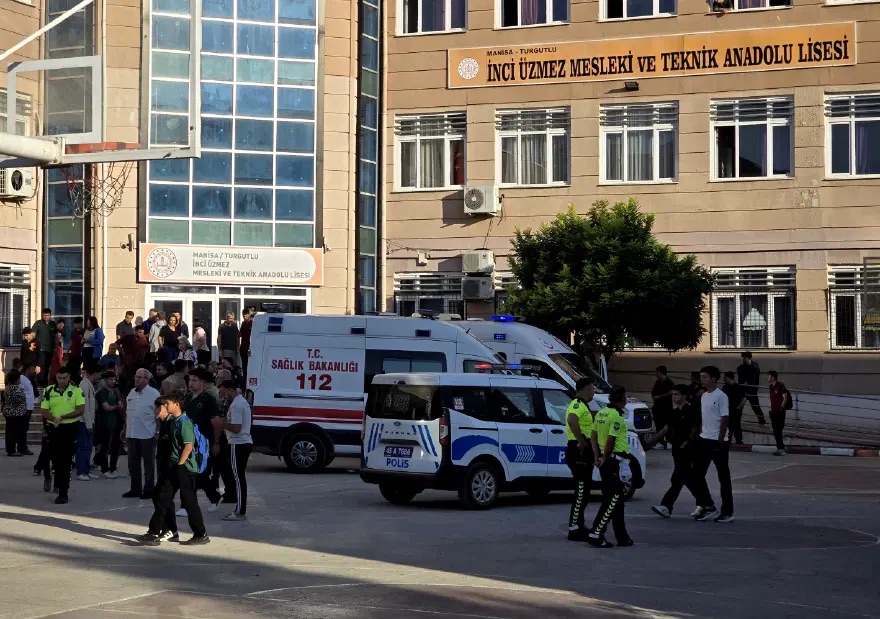 Manisa’da liseye tüfekli saldırıda 11 yaralı