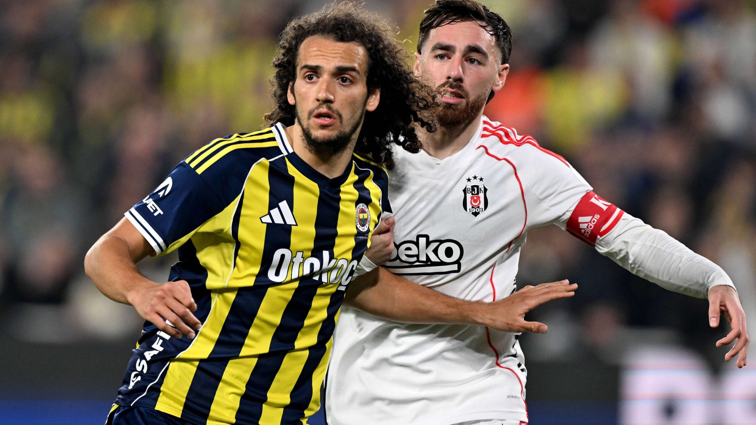 Süper Lig’de derbi günü: Fenerbahçe, Beşiktaş’ı konuk edecek