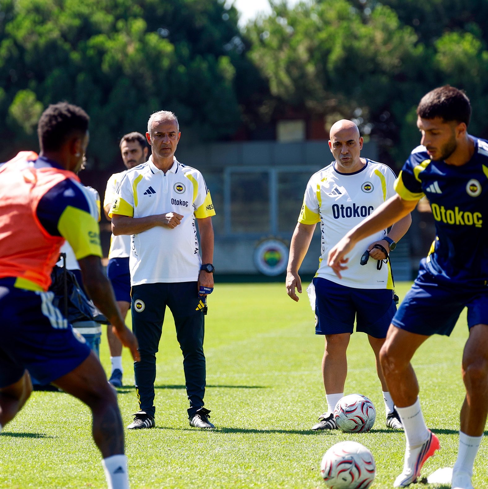 Fenerbahçe’de İsmail Kartal krizi çözüldü: Takımla antrenmana çıktı