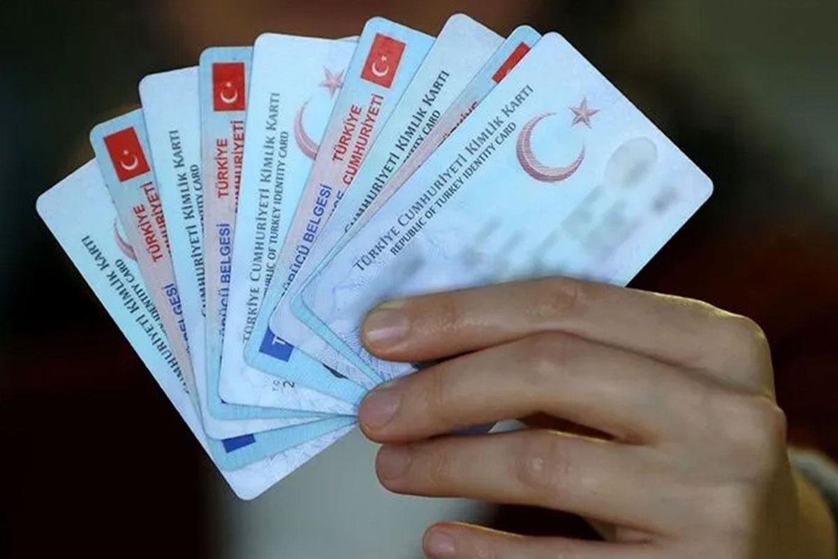 Sahte vatandaşlık soruşturmasında 26 tutuklama