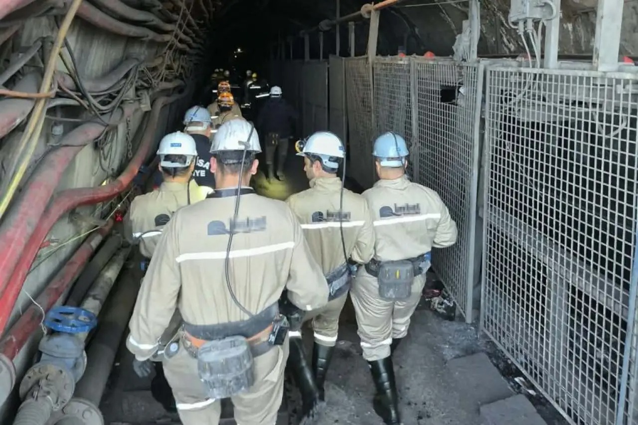 Soma’da maden ocağında göçük: Beş işçi hayatını kaybetti